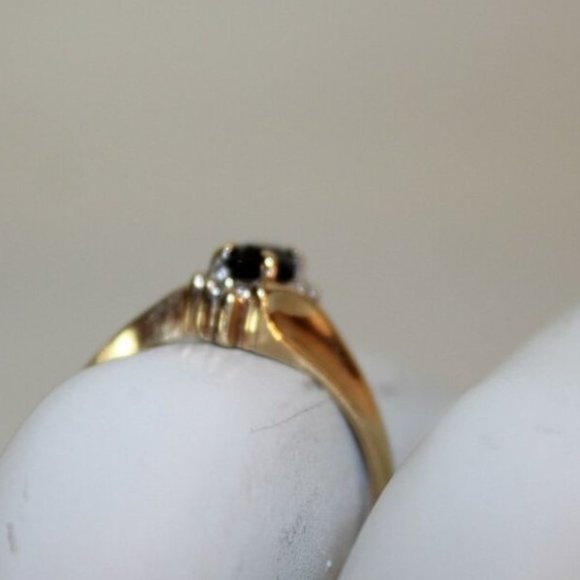 UTR 10K Yellow Gold Blue Marquise Sapphire Diamond Ring Size 6.75 - Picture 4 of 8